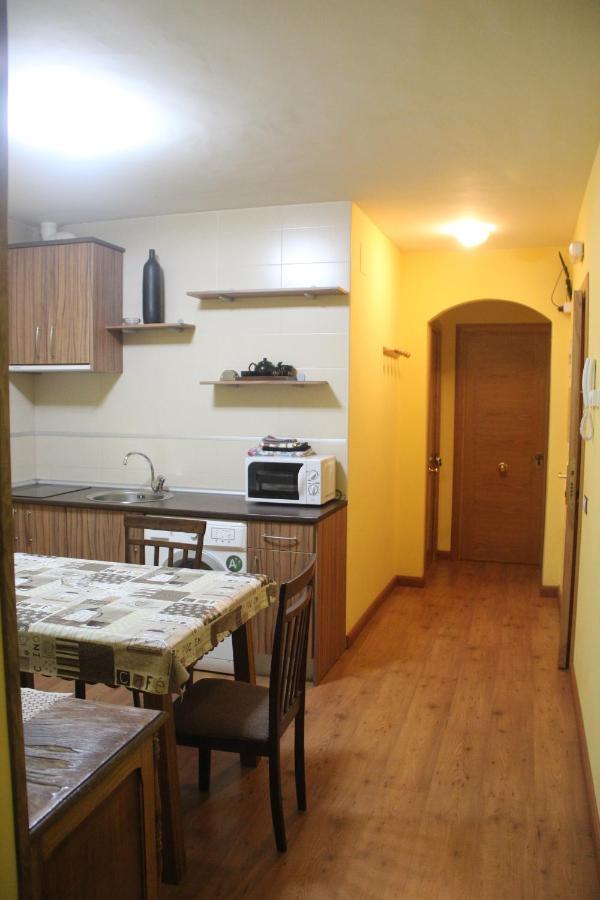 Hostal Maury El Barraco Екстериор снимка