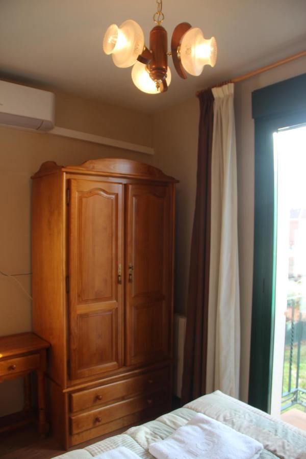 Hostal Maury El Barraco Екстериор снимка