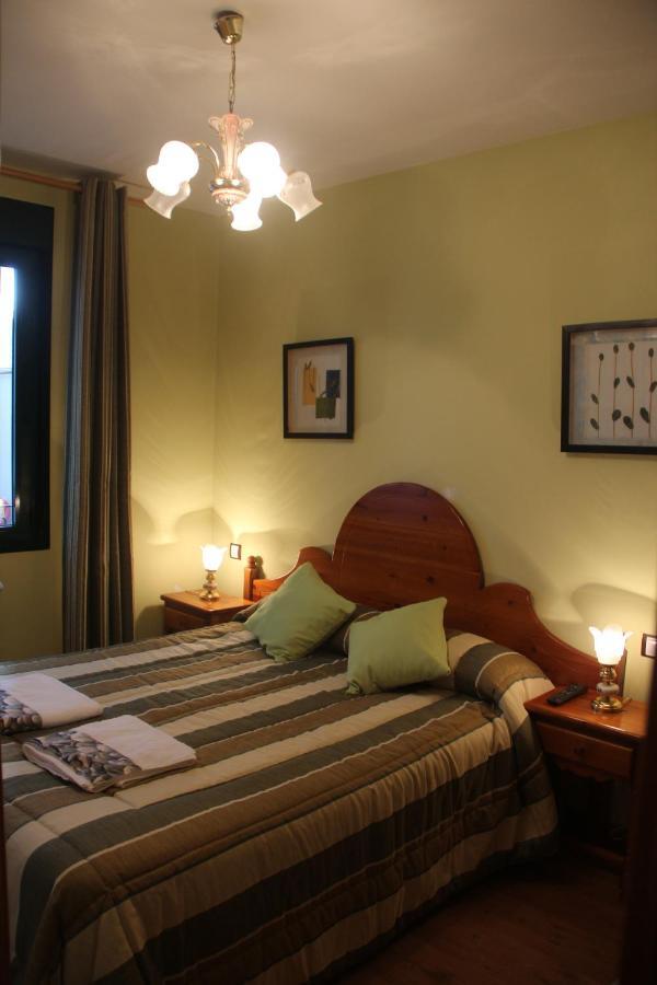 Hostal Maury El Barraco Екстериор снимка